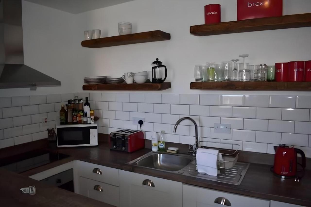 Edina Place -Lovely Central One Bedroom Apartment Единбург Екстериор снимка