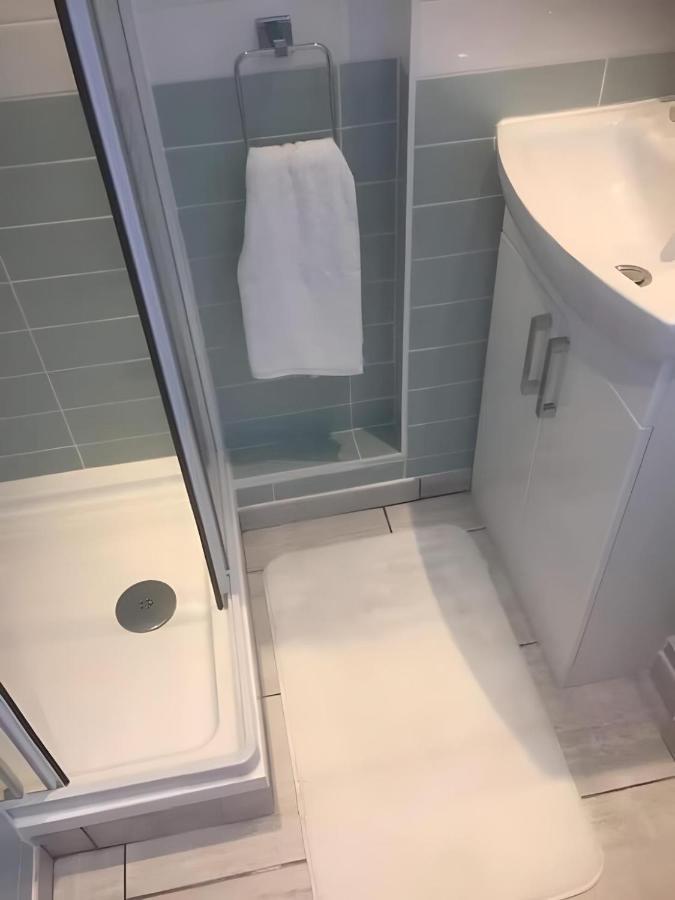 Edina Place -Lovely Central One Bedroom Apartment Единбург Екстериор снимка